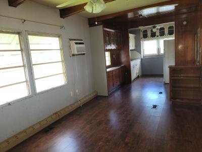 Photo 5 of 29 of home located at 19 Jasmine Ave Palmetto, FL 34221