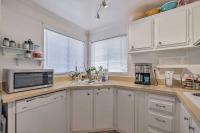 1979 Immobile Mobile Home