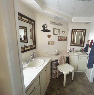 Photo 3 of 19 of home located at 7111 142D Ave Largo, FL 33771
