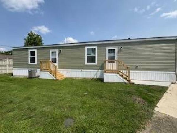 Photo 1 of 2 of home located at 328 W. 53rd St., #11 Anderson, IN 46013