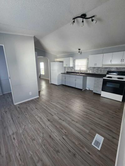 Mobile Home at 49 Tee Kay Mobile Home Manor O'fallon, Mo 63368 O Fallon, MO 63368