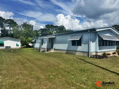 Photo 3 of 27 of home located at 309 Gardenia Drive Fruitland Park, FL 34731
