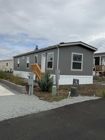 Mobile Home at 1 Corral Ln Sp#43 Ashland, OR 97520