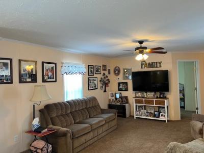 Photo 2 of 13 of home located at 161 Davidson Drive Battle Creek, MI 49017