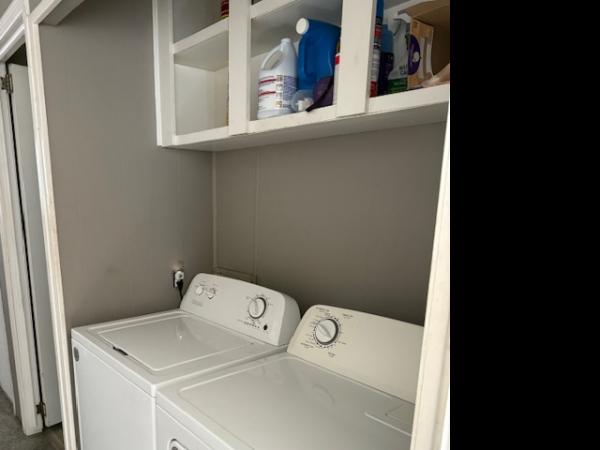 1979 Parkwood Mobile Home