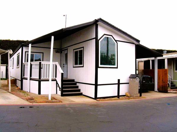 1989 Skyline Greenleaf Manufactured Home