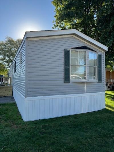 Photo 1 of 10 of home located at 21929 Letour #679 Romulus, MI 48174