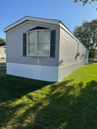 Photo 2 of 10 of home located at 21929 Letour #679 Romulus, MI 48174