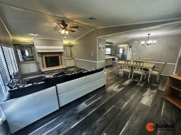 1985 Palm Mobile Home