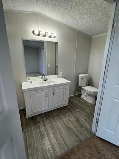 Photo 5 of 10 of home located at 21929 Letour #679 Romulus, MI 48174