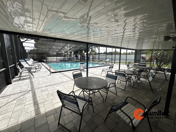 1985 Palm Mobile Home