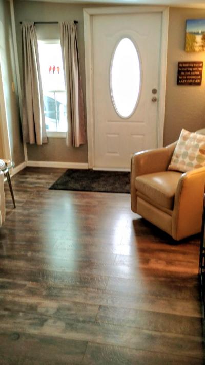 Photo 4 of 17 of home located at 7349 Ulmerton Rd. Largo, FL 33771