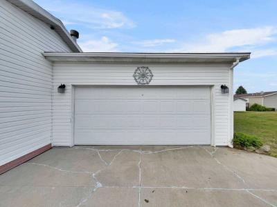 Photo 4 of 31 of home located at 9691 Coventry Court Northville, MI 48167