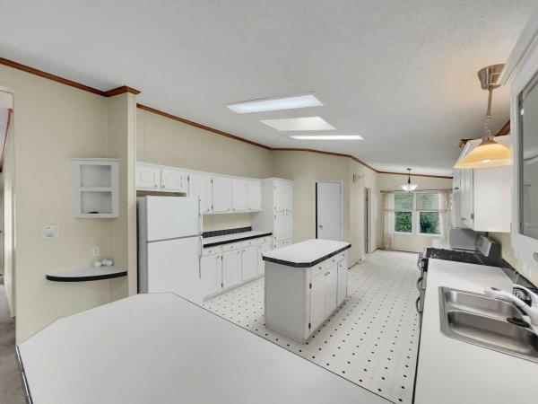 1996 Schult Manufactured Home