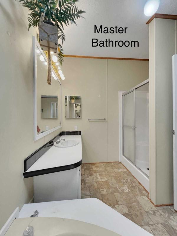 1996 Schult Manufactured Home
