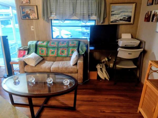 1983 2BD/1BA Mobile Home