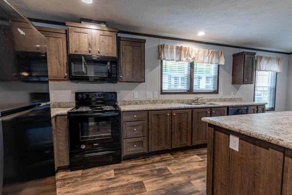 2025 Colony Beacon Manufactured Home