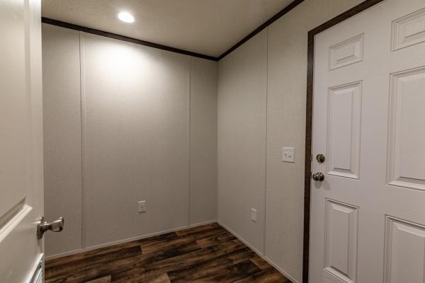 2025 Colony Beacon Manufactured Home