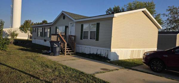 2001 Holly Park Holly Park Mobile Home