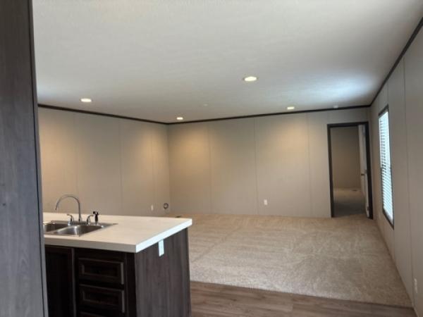 2022 MIYO BALANCE 35MYO18763AH22 Manufactured Home