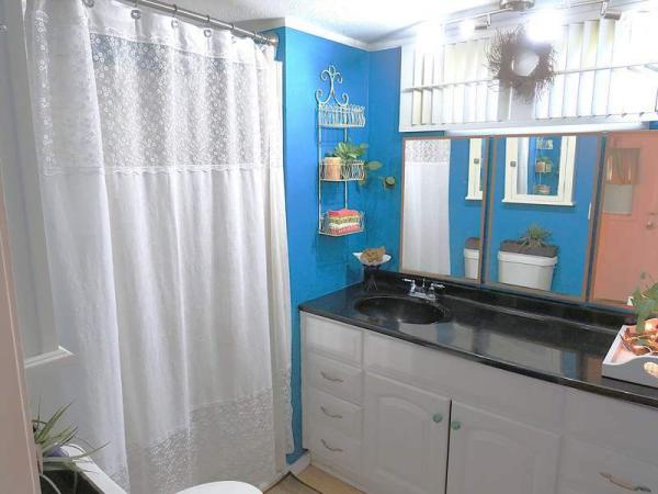 1972 Broadmore Manufactured Home