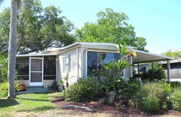 1972 Broadmore Manufactured Home