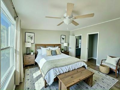 Photo 5 of 30 of home located at 18118 N Us Highway 41, #28-B Lutz, FL 33549