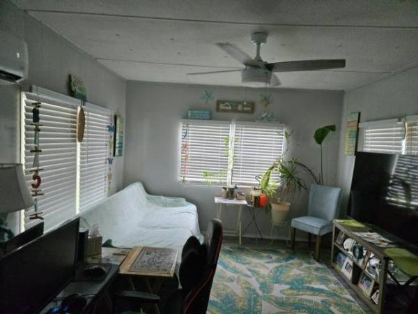 1970 SKYL Manufactured Home