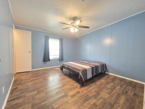 1998 Fleetwood N/A Mobile Home