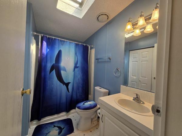 1998 Fleetwood N/A Mobile Home