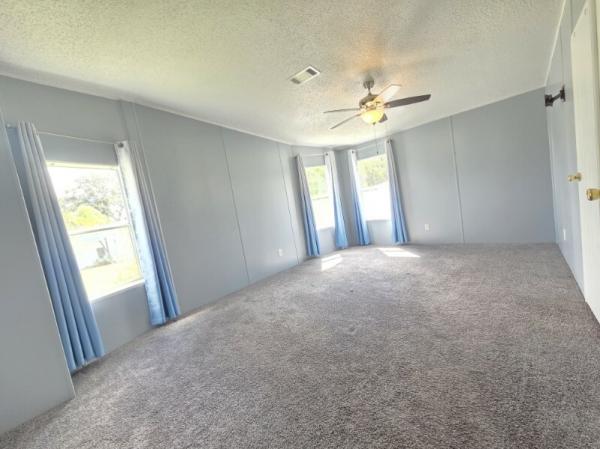 1998 Fleetwood N/A Mobile Home