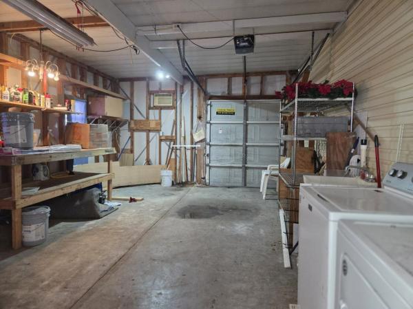 1998 Fleetwood N/A Mobile Home