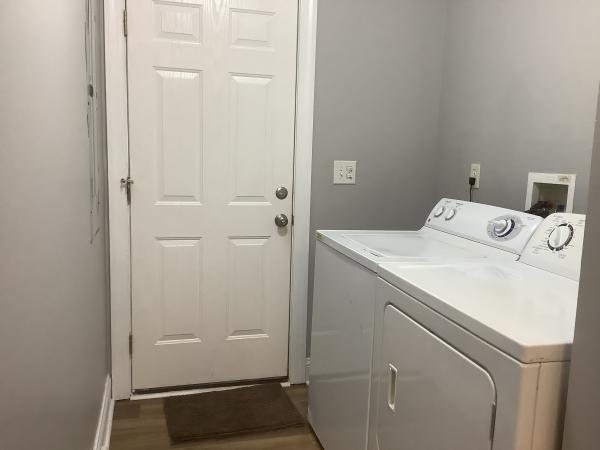 2004 CARO ab Mobile Home