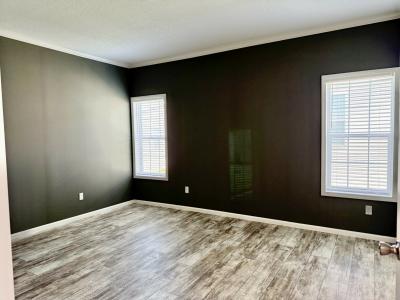 Photo 5 of 9 of home located at 7427 Flowering Tree Circle Groveland, FL 34736