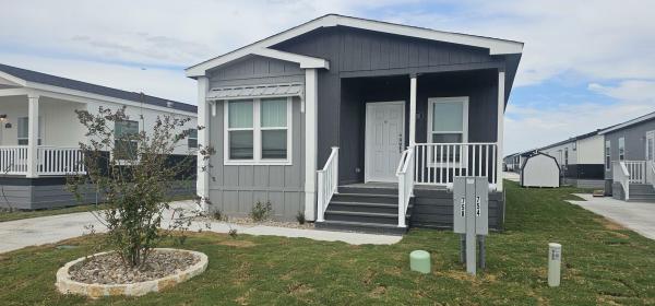 Photo 1 of 2 of home located at 758 Nest Ave Lot Na758 New Braunfels, TX 78130