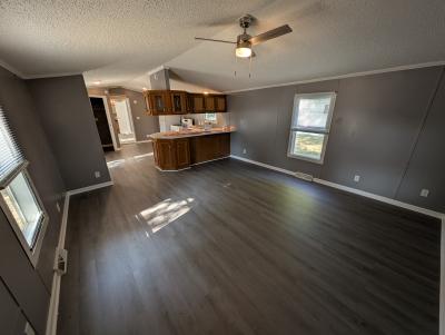 Photo 4 of 23 of home located at 5912 Deluxe Blvd Bellevue, IL 61604