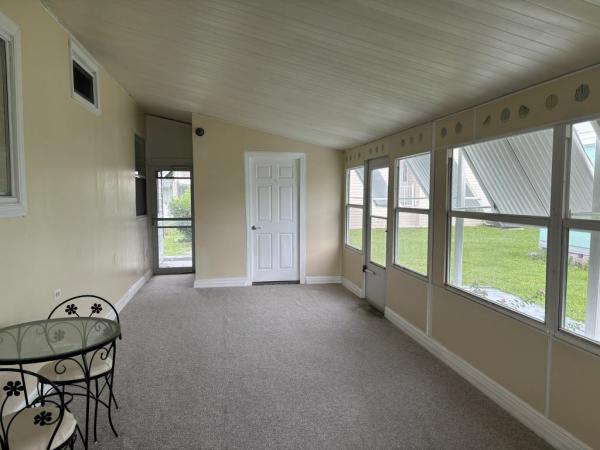 1983 RESI NA Mobile Home