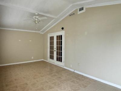 Photo 4 of 18 of home located at 420 Union St Vero Beach, FL 32966
