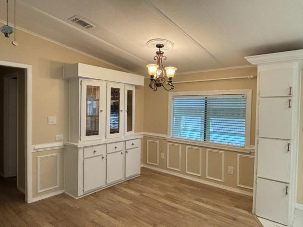1983 RESI NA Mobile Home
