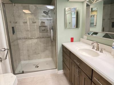 Photo 2 of 18 of home located at 420 Union St Vero Beach, FL 32966