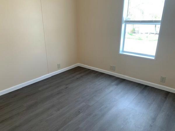 2002 Homes of Merit Mobile Home For Sale