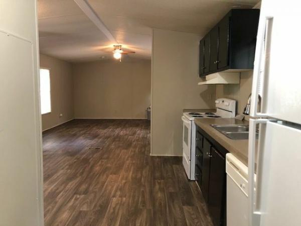 2004 Fleetwood Anniversary Mobile Home