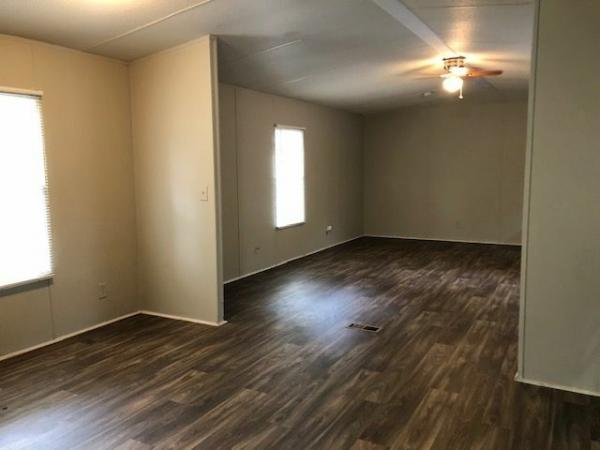 2004 Fleetwood Anniversary Mobile Home