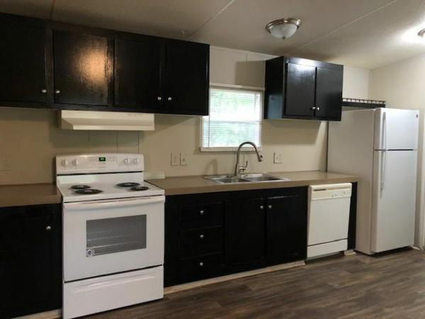2004 Fleetwood Anniversary Mobile Home
