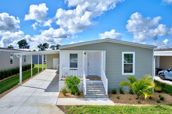 2025 Champion 140 CH-2456H32G03  Home