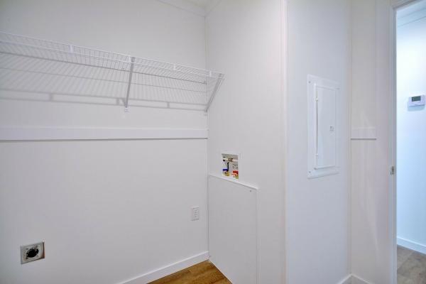 2025 Champion 140 CH-2456H32G03  Home