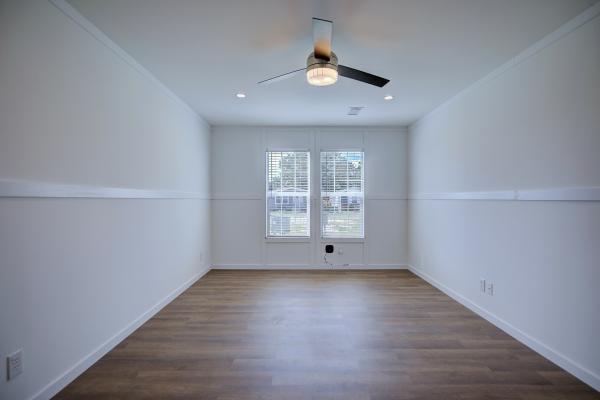 2025 Champion 140 CH-2456H32G03  Home