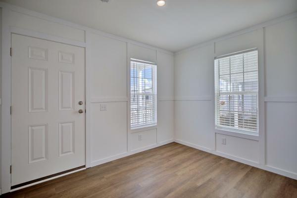 2025 Champion 141 CH-2456H32G03  Home