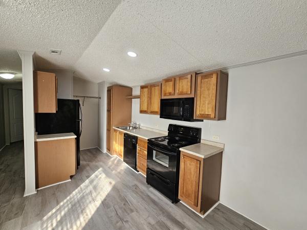 2000 S125411S01  Home