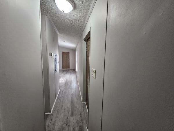2000 S125411S01  Home